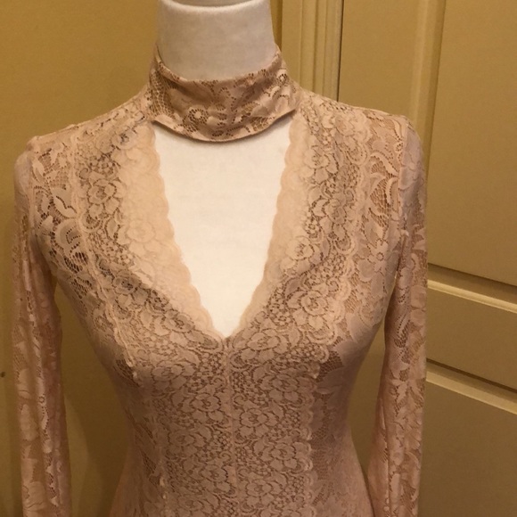 Bebe Dress - Picture 2 of 7